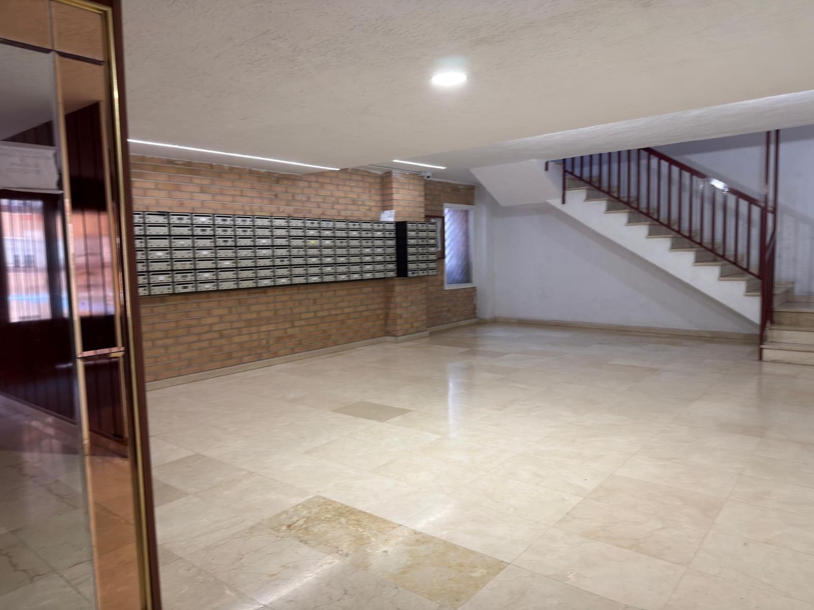 Ático en Torrevieja en venta con piscina garaje - 100.000 € (Ref: 9748164)