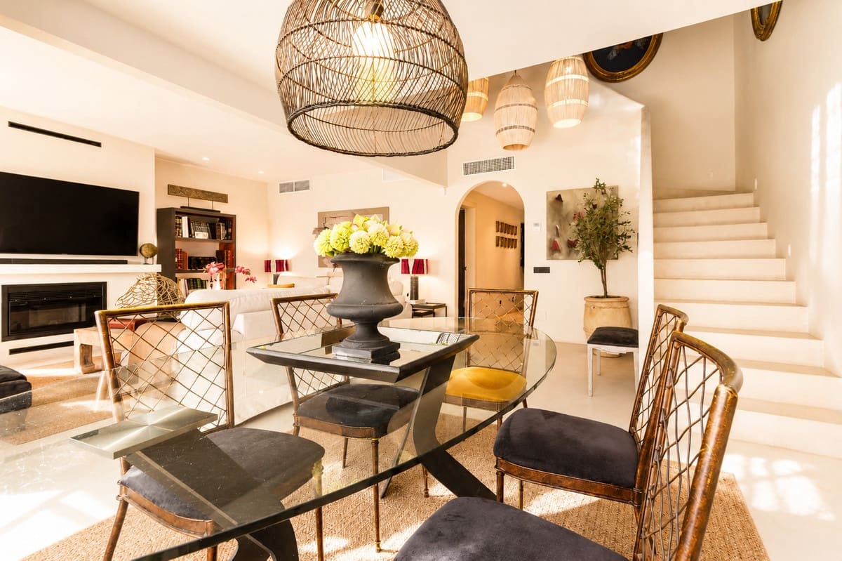 Adosado de 6 habitaciones en Guadalmina en venta con piscina garaje - 1.450.000 € (Ref: 10004293)