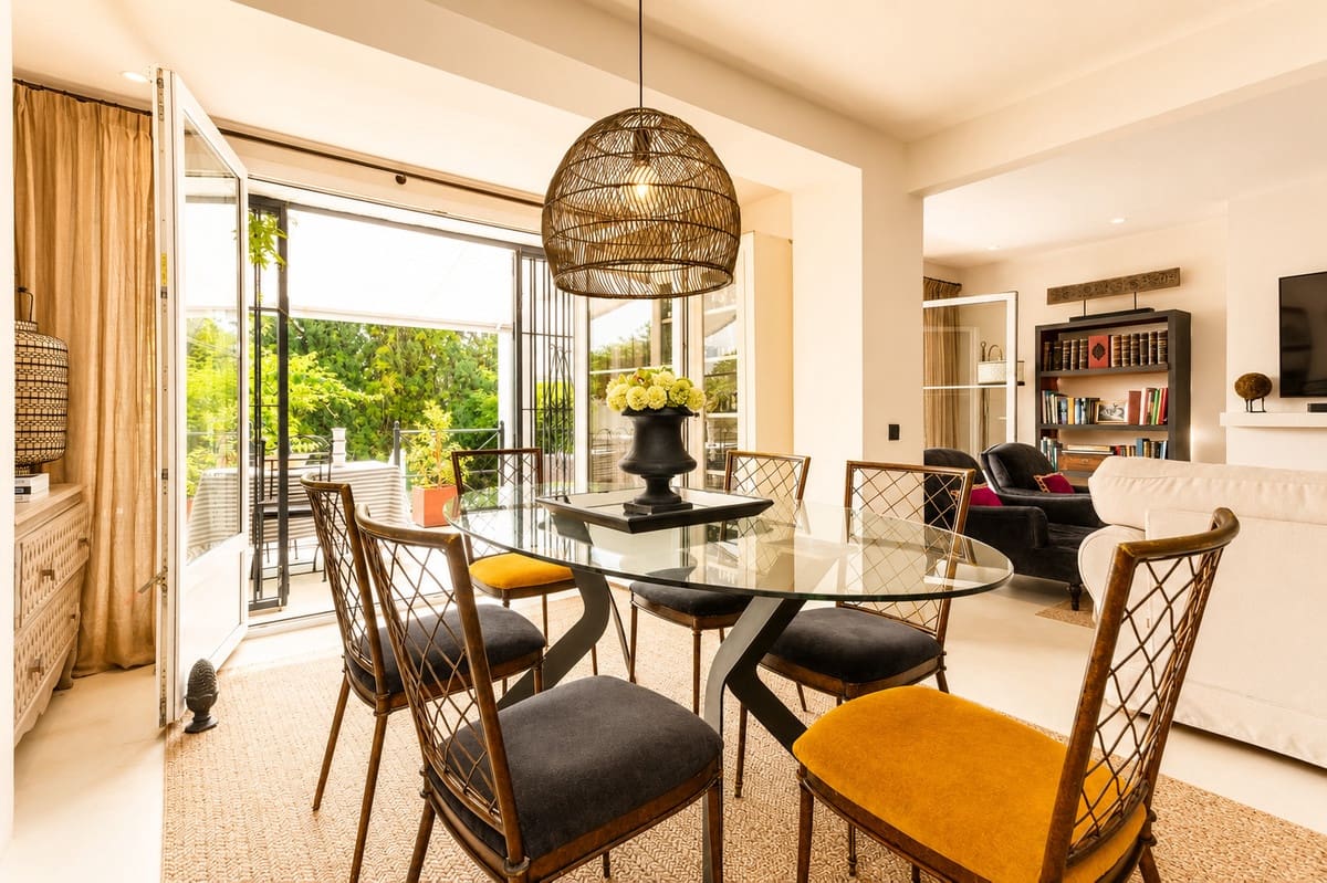 Adosado de 6 habitaciones en Guadalmina en venta con piscina garaje - 1.450.000 € (Ref: 10004293)
