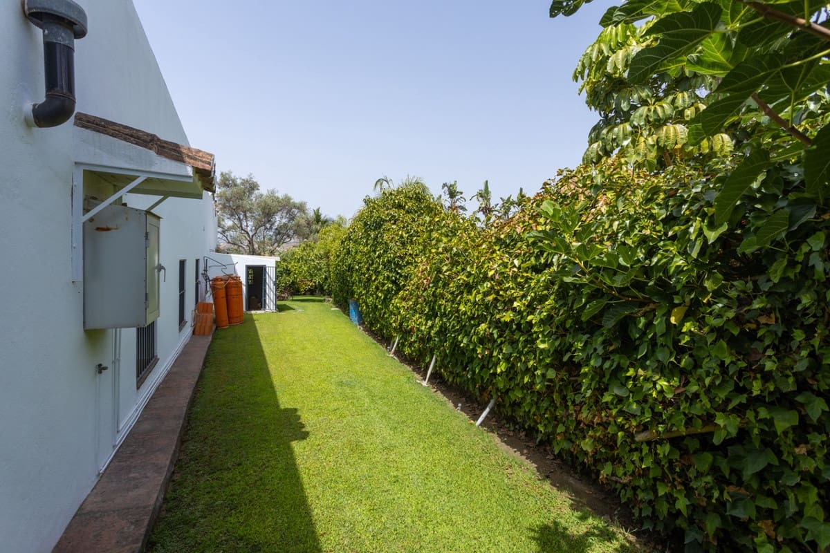 3 soverom Villa til salgs i San Pedro de Alcantara med svømmebasseng garasje - € 1 495 000 (Ref: 10171557)