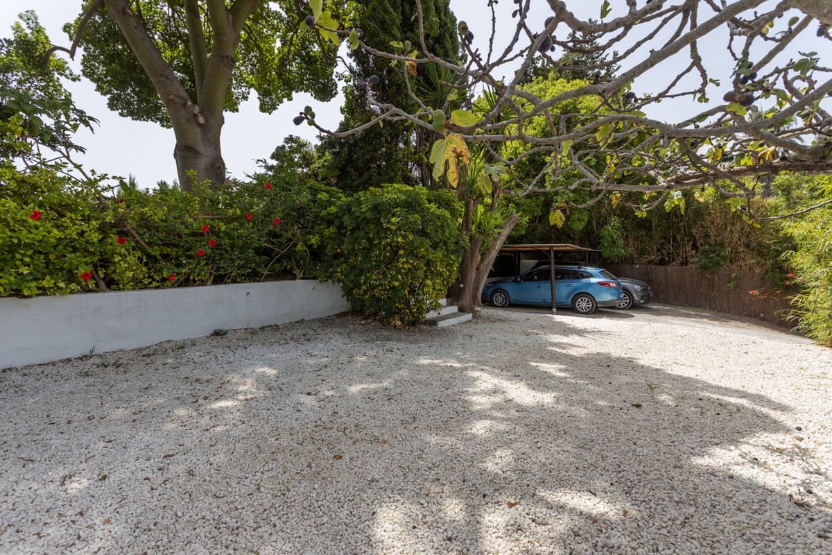 3 soverom Villa til salgs i San Pedro de Alcantara med svømmebasseng garasje - € 1 495 000 (Ref: 10171557)