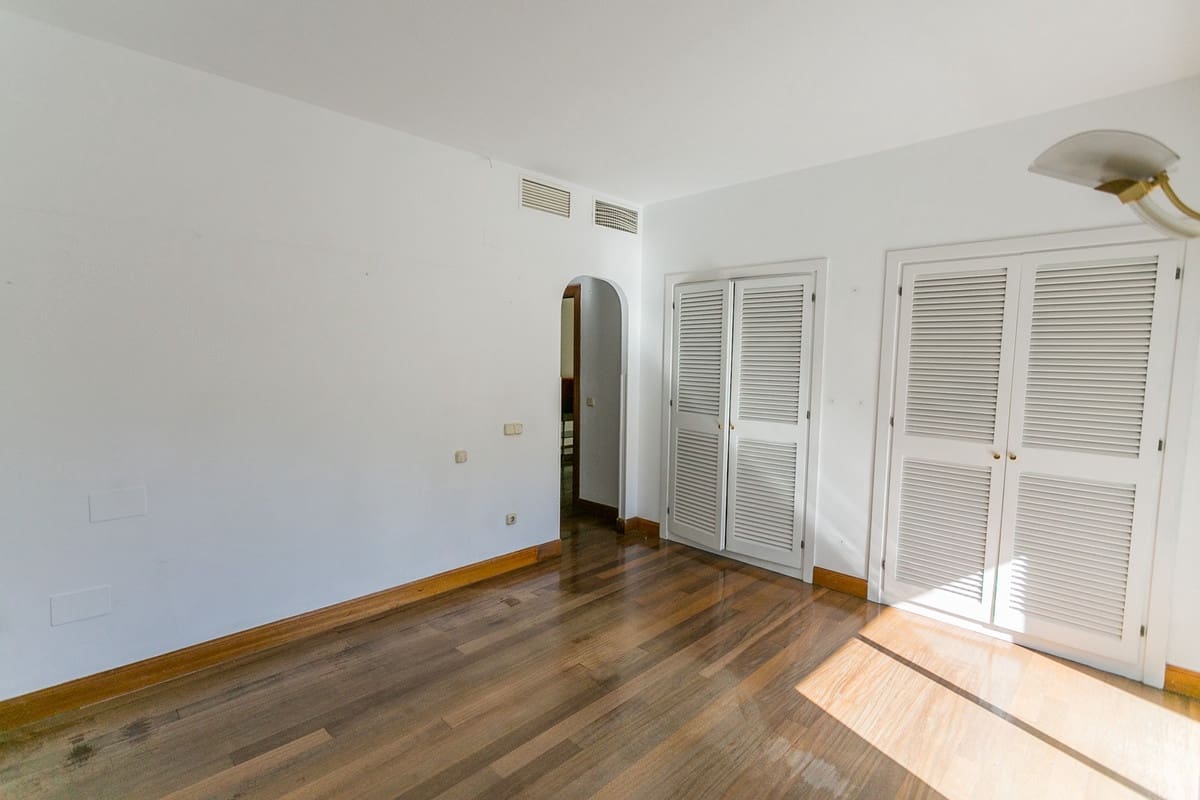 9 sypialnia Willa na sprzedaż w Guadalmina z basenem garażem - 6 200 000 € (Ref: 8220355)