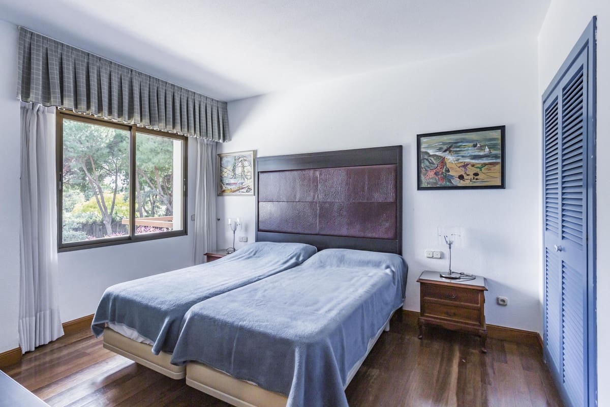 9 sypialnia Willa na sprzedaż w Guadalmina z basenem garażem - 6 200 000 € (Ref: 8220355)