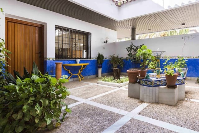 9 sypialnia Willa na sprzedaż w Guadalmina Baja, Marbella z basenem garażem - 6 200 000 € (Ref: 8220355)