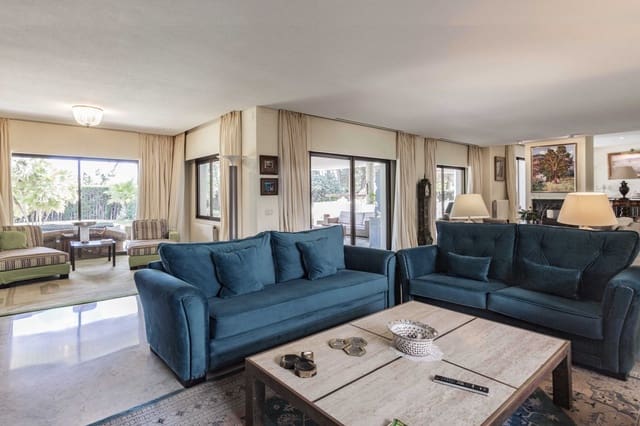 9 sypialnia Willa na sprzedaż w Guadalmina Baja, Marbella z basenem garażem - 6 200 000 € (Ref: 8220355)