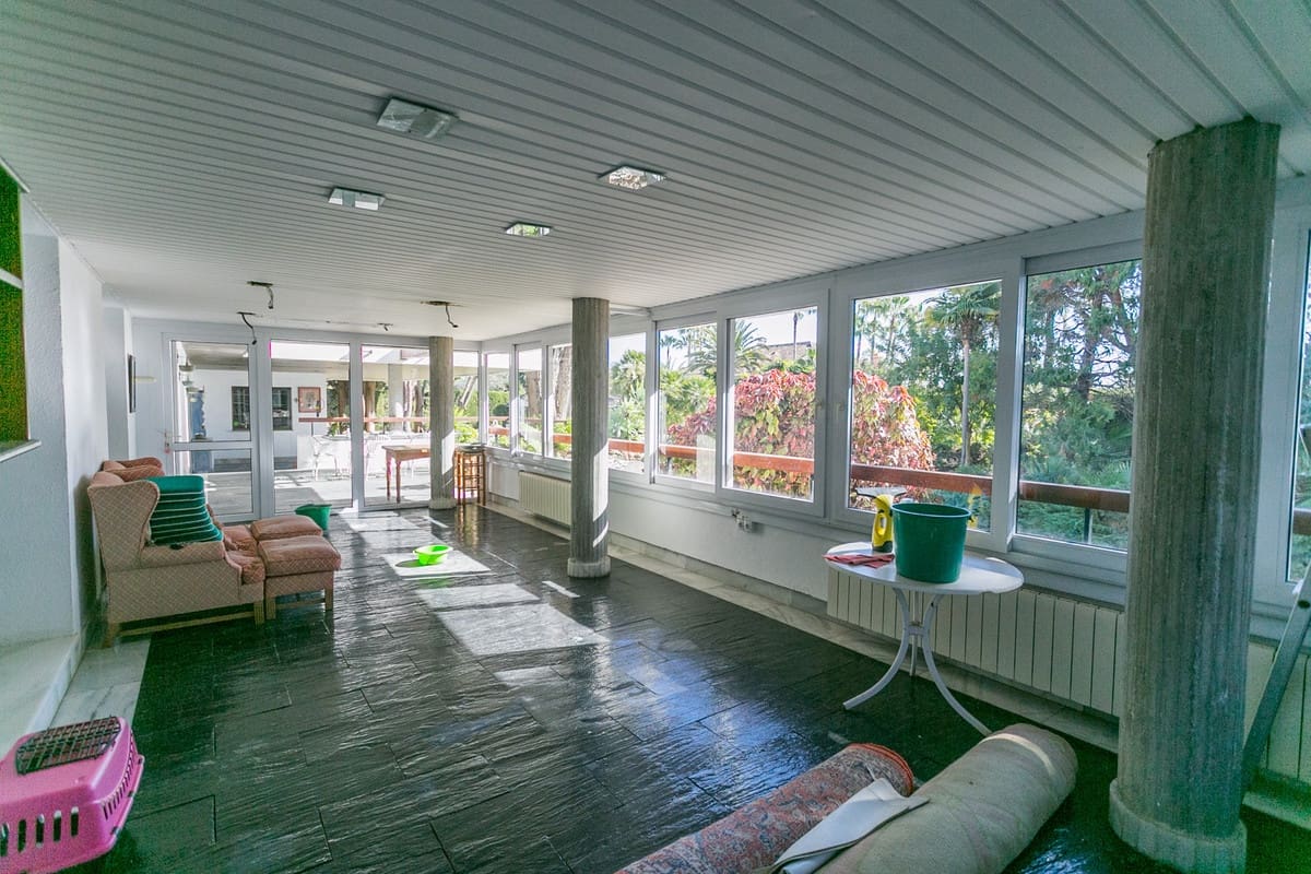 9 sypialnia Willa na sprzedaż w Guadalmina z basenem garażem - 6 200 000 € (Ref: 8220355)