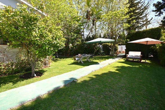 3 slaapkamer Villa te koop in Guadalmina Alta, Marbella met garage - € 985.000 (Ref: 8665935)