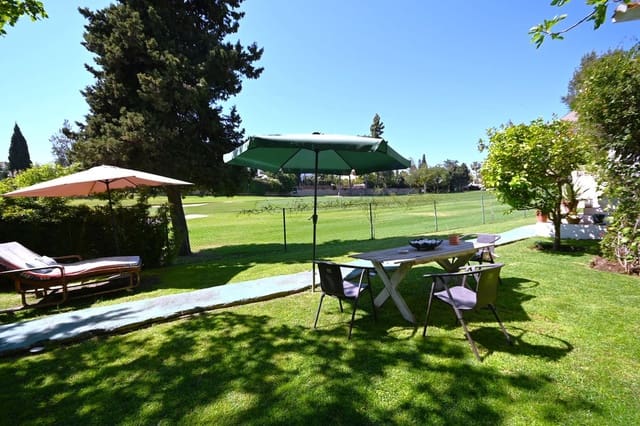 3 sovrum Villa till salu i Guadalmina Alta, Marbella med garage - 985 000 € (Ref: 8665935)