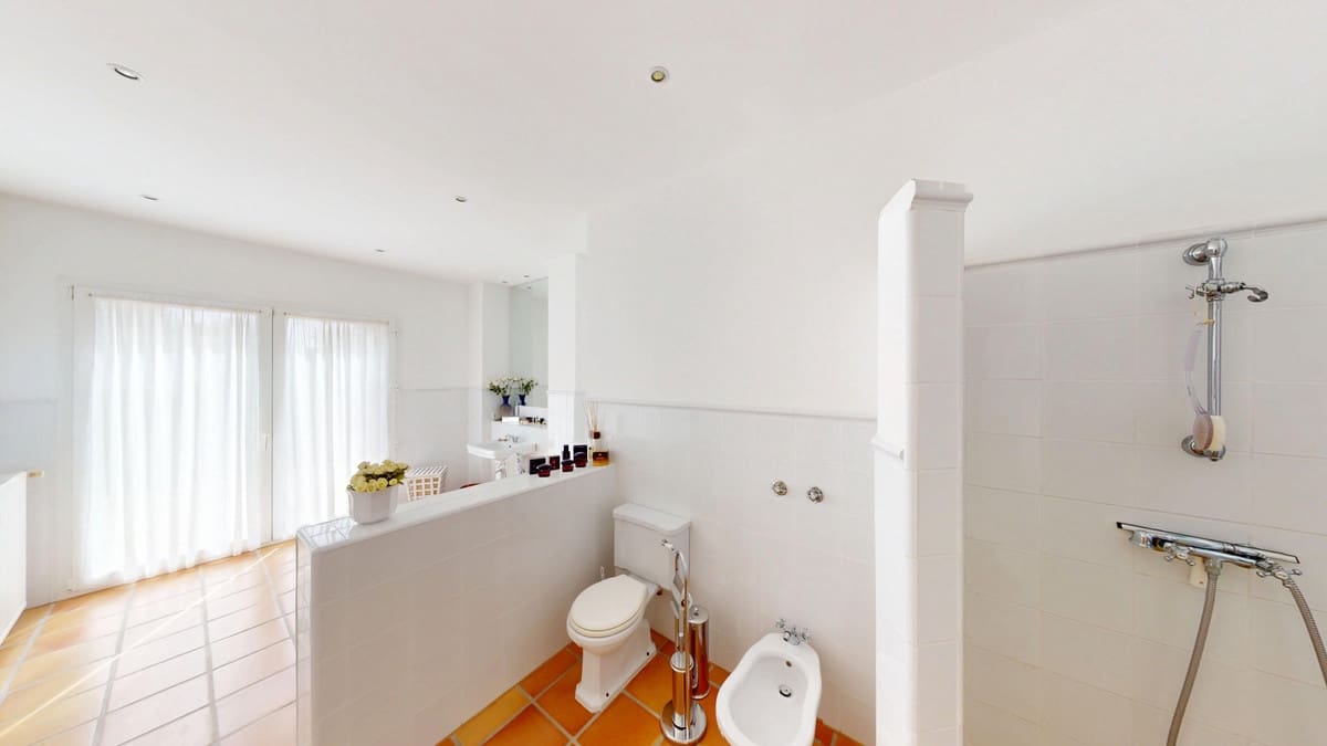 3 soveværelse Villa til salg i Guadalmina med swimmingpool garage - € 3.750.000 (Ref: 8825161)