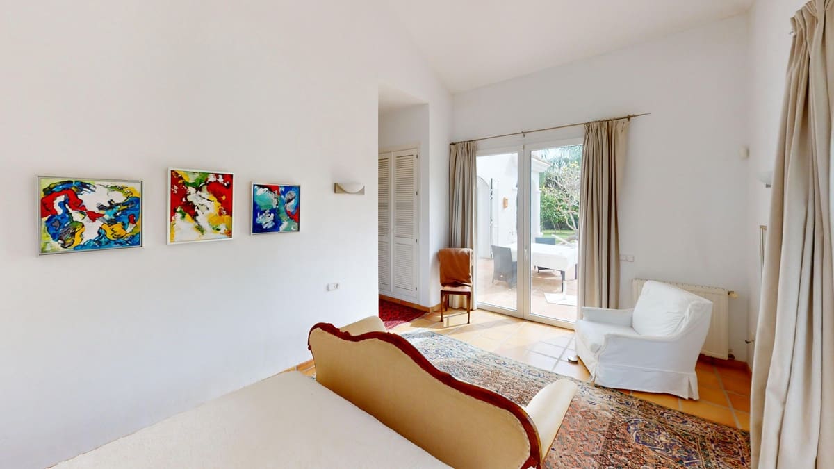 3 soveværelse Villa til salg i Guadalmina med swimmingpool garage - € 3.750.000 (Ref: 8825161)