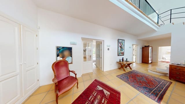 3 sypialnia Willa na sprzedaż w Guadalmina Baja, Marbella z basenem garażem - 3 750 000 € (Ref: 8825161)