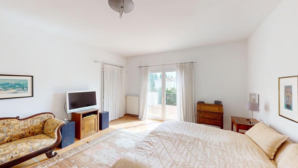 3 soveværelse Villa til salg i Guadalmina med swimmingpool garage - € 3.750.000 (Ref: 8825161)