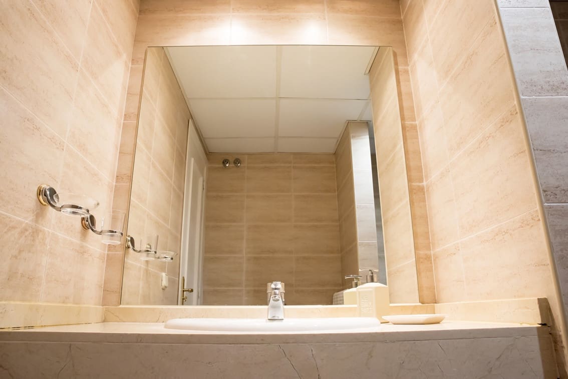 Ático de 3 habitaciones en Guadalmina en alquiler con piscina garaje - 3.200 € (Ref: 9001254)