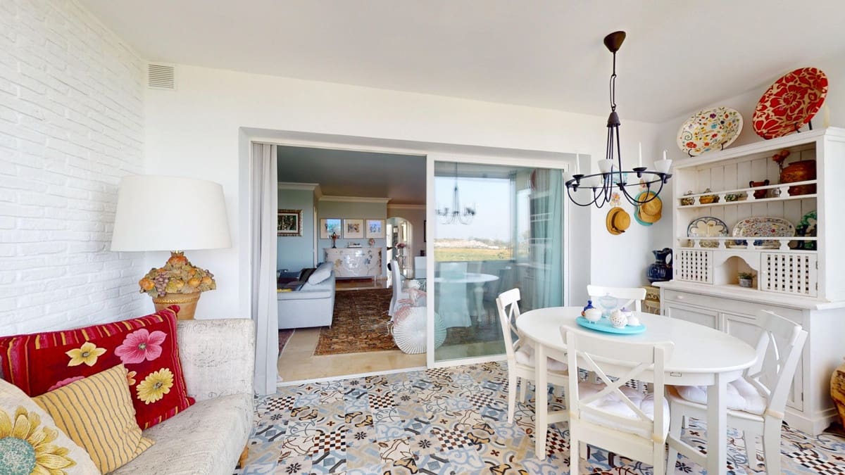 3 soverom Leilighet til salgs i Guadalmina med svømmebasseng garasje - € 790 000 (Ref: 9065529)