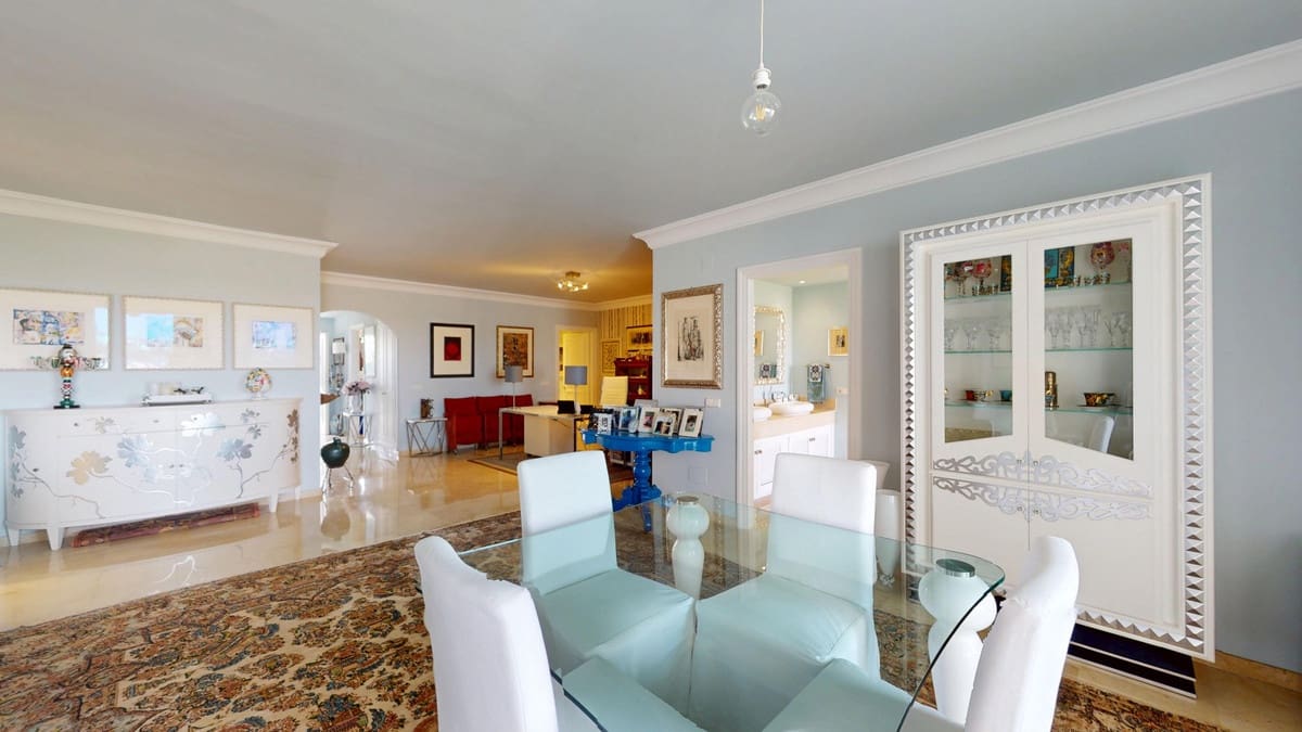 3 bedroom Apartment for sale in Guadalmina with pool garage - € 790,000 (Ref: 9065529)