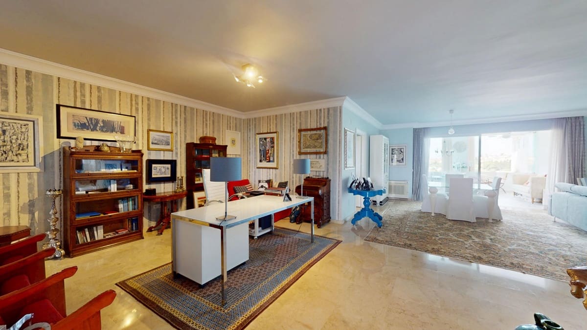 3 Zimmer Apartment zu verkaufen in Guadalmina mit Pool Garage - 790.000 € (Ref: 9065529)