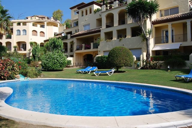 3 soverom Penthouse til salgs i Guadalmina Alta, Marbella med svømmebasseng garasje - € 680 000 (Ref: 9085558)