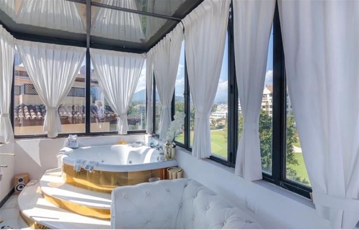 3 chambre Penthouse à vendre à Guadalmina avec piscine garage - 680 000 € (Ref: 9085558)