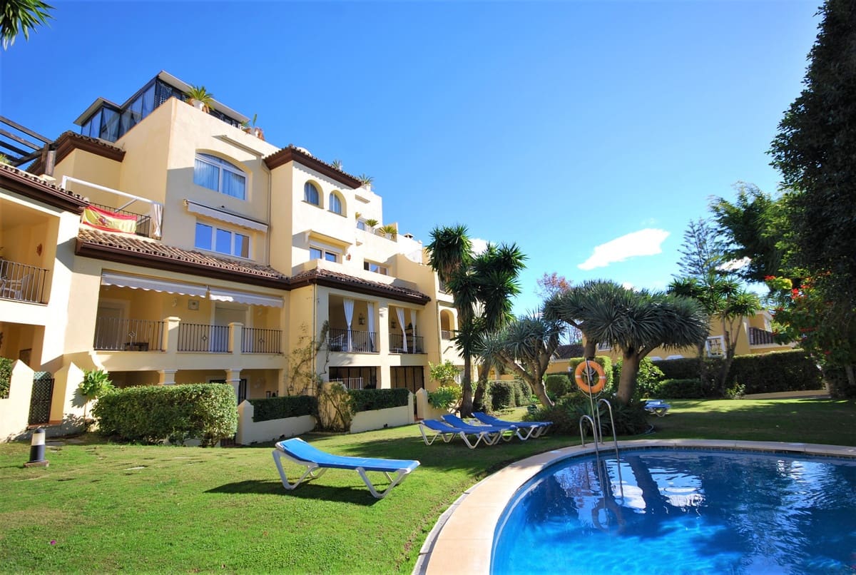 3 slaapkamer Penthouse te koop in Guadalmina met zwembad garage - € 680.000 (Ref: 9085558)