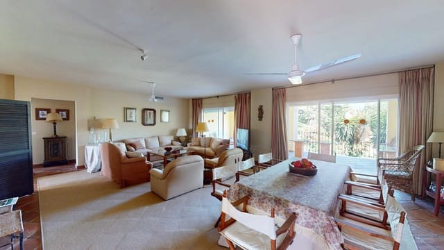 4 soveværelse Lejlighed til salg i Guadalmina Alta, Marbella med swimmingpool garage - € 799.000 (Ref: 9181890)