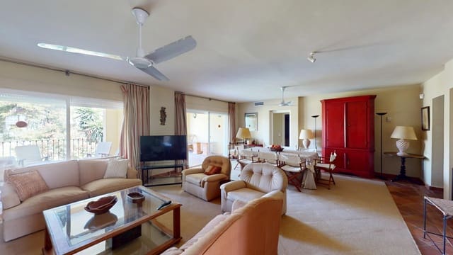 4 soveværelse Lejlighed til salg i Guadalmina Alta, Marbella med swimmingpool garage - € 799.000 (Ref: 9181890)