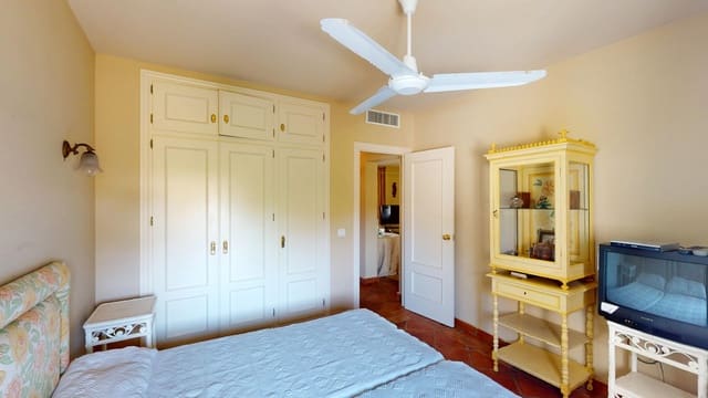 4 soveværelse Lejlighed til salg i Guadalmina Alta, Marbella med swimmingpool garage - € 799.000 (Ref: 9181890)