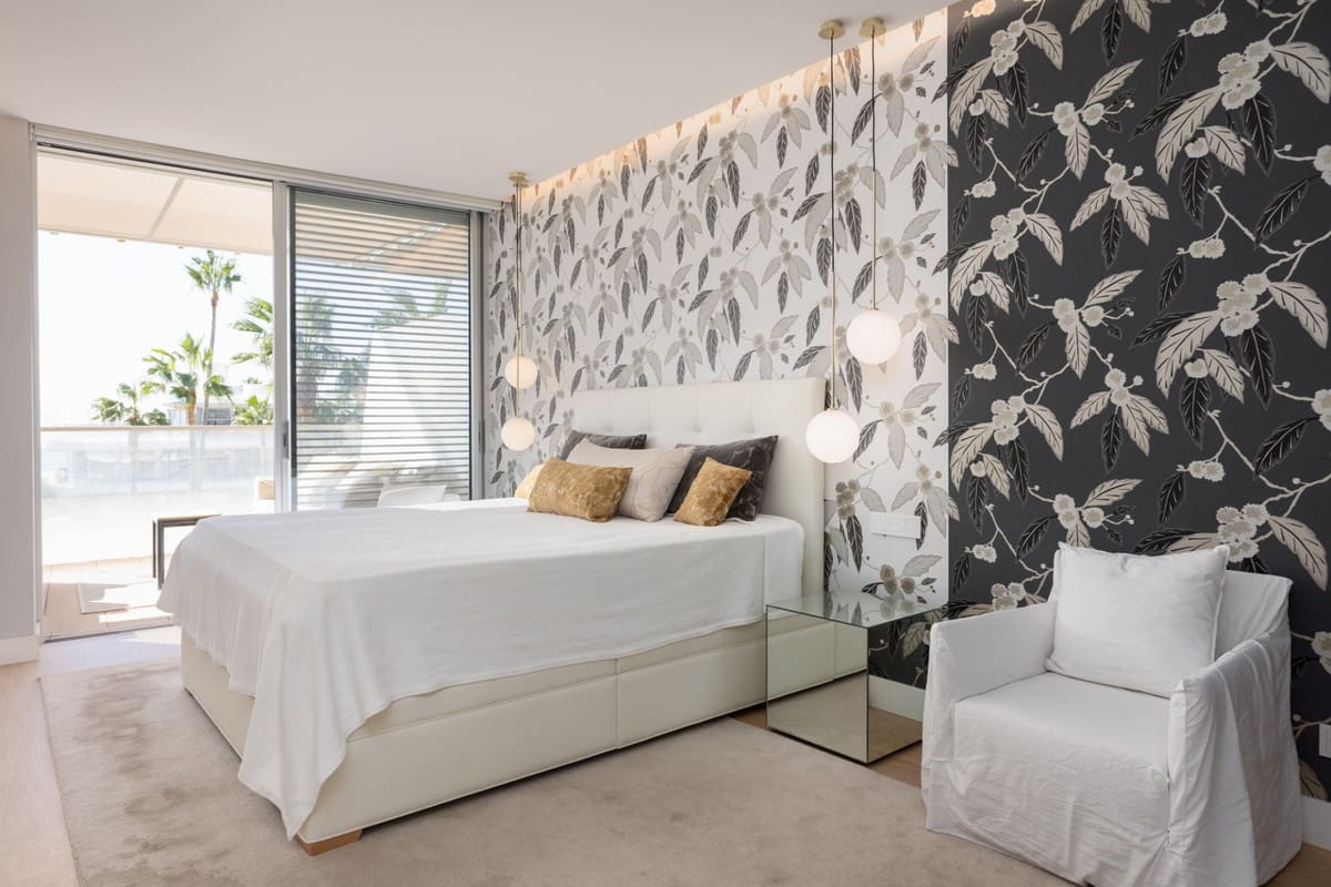 4 quarto Apartamento de Praia para venda em Estepona com piscina garagem - 1 350 000 € (Ref: 9204870)