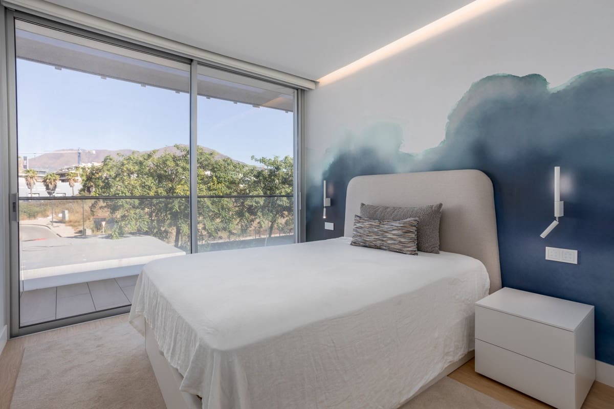 4 quarto Apartamento de Praia para venda em Estepona com piscina garagem - 1 350 000 € (Ref: 9204870)