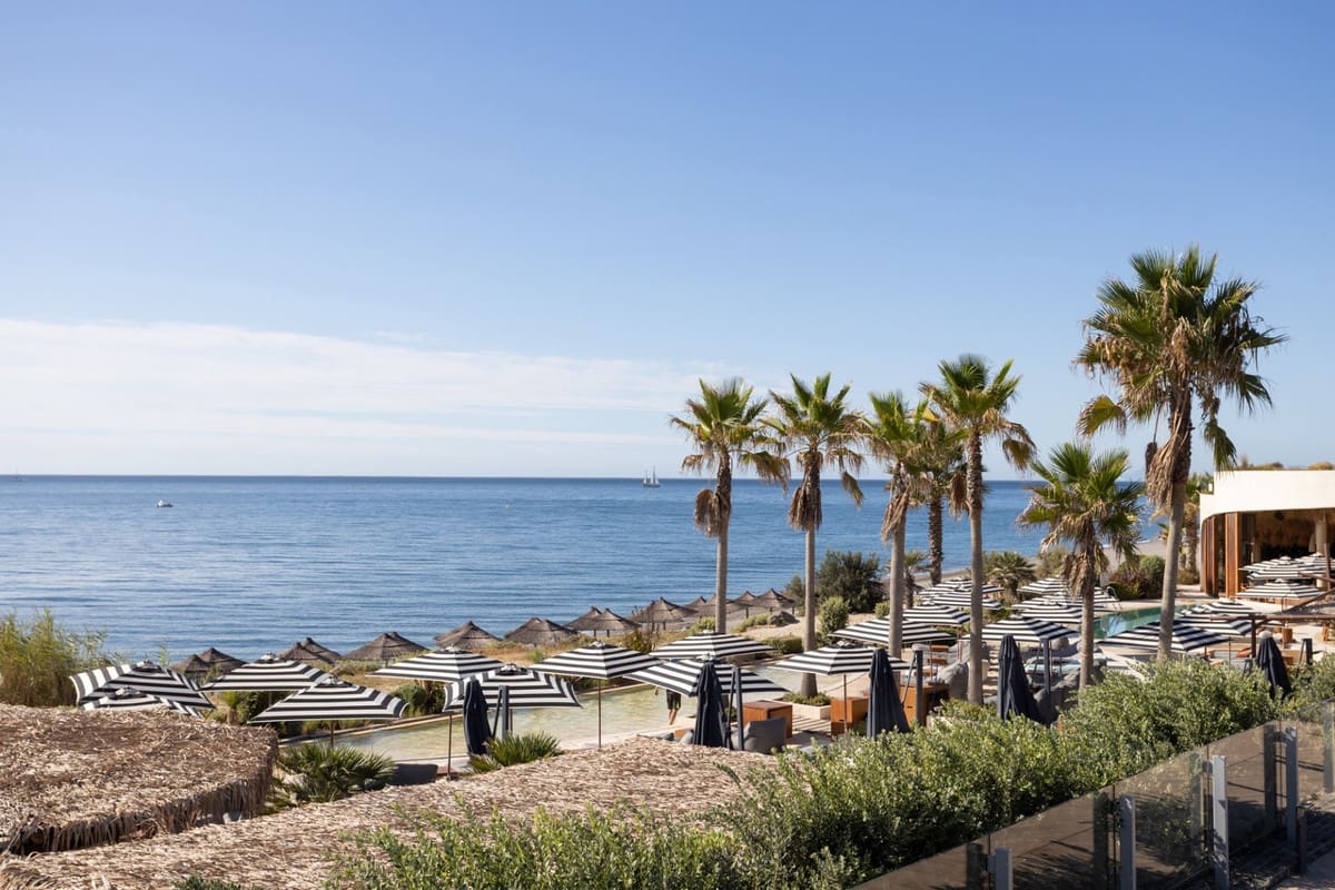 4 quarto Apartamento de Praia para venda em Estepona com piscina garagem - 1 350 000 € (Ref: 9204870)