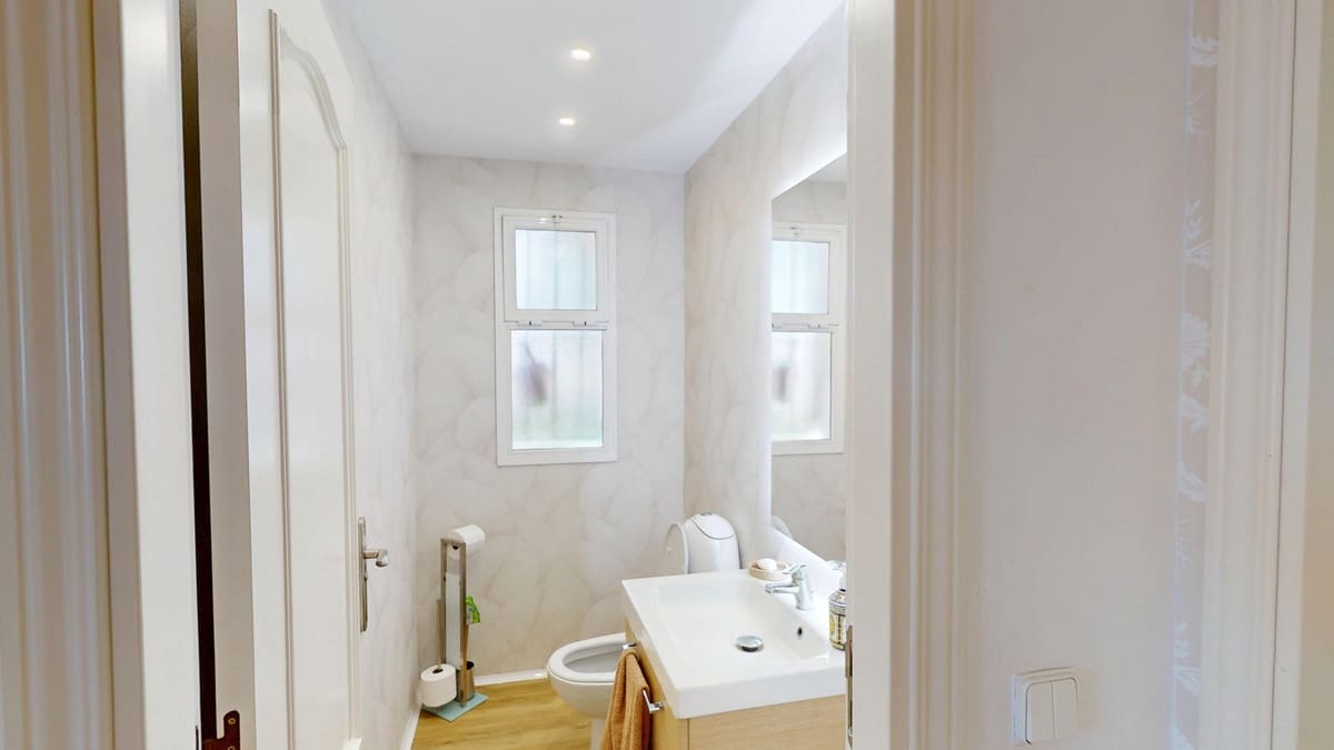 Chalet de 3 habitaciones en Estepona en venta con piscina garaje - 1.350.000 € (Ref: 9257541)