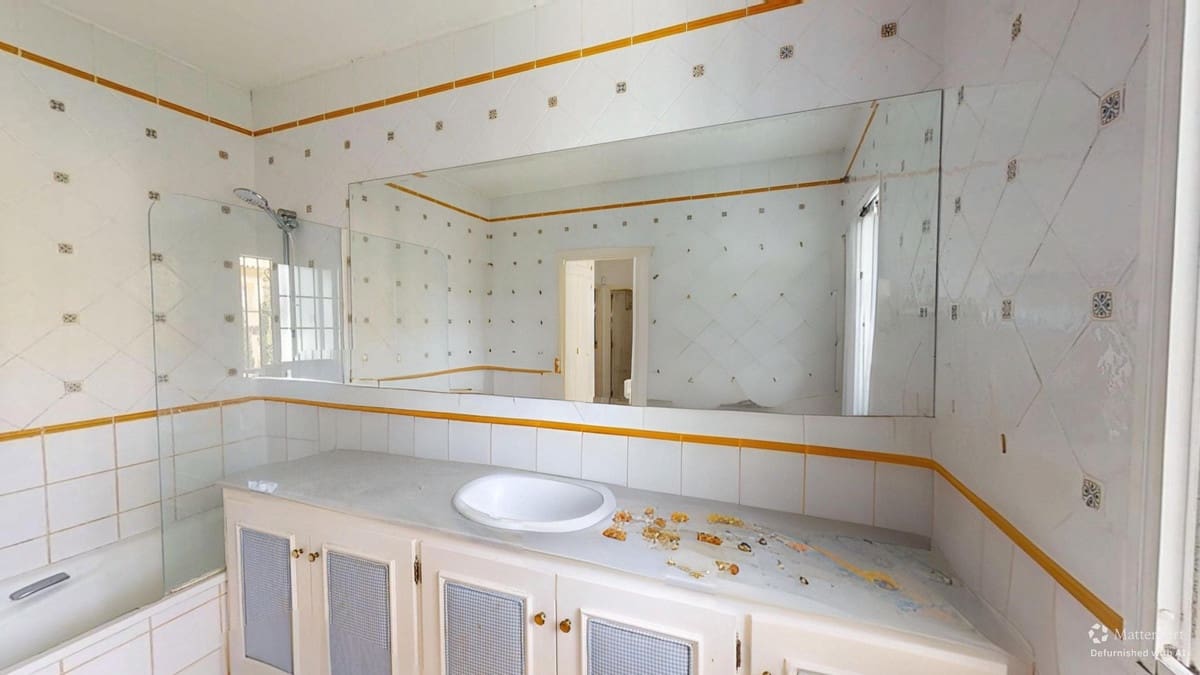 Chalet de 3 habitaciones en Estepona en venta con piscina garaje - 1.350.000 € (Ref: 9257541)