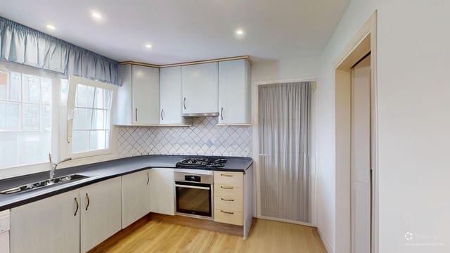 Chalet de 3 habitaciones en Estepona en venta con piscina garaje - 1.350.000 € (Ref: 9257541)