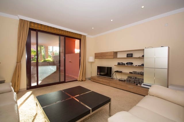 4 bedroom Beach Apartment for sale in New Golden Mile, Estepona with pool garage - € 845,000 (Ref: 9271389)
