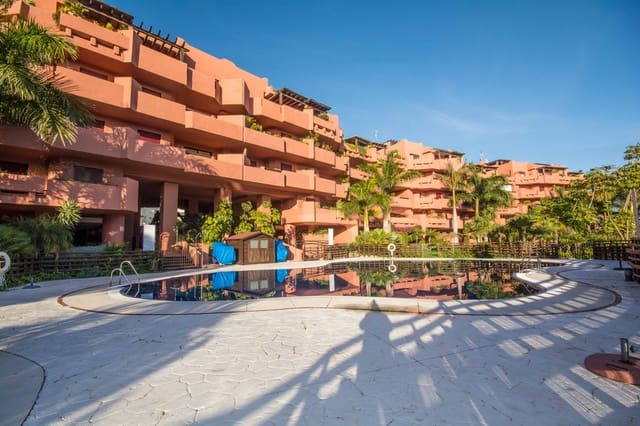 4 sovrum Strandlägenhet till salu i New Golden Mile, Estepona med pool garage - 845 000 € (Ref: 9271389)