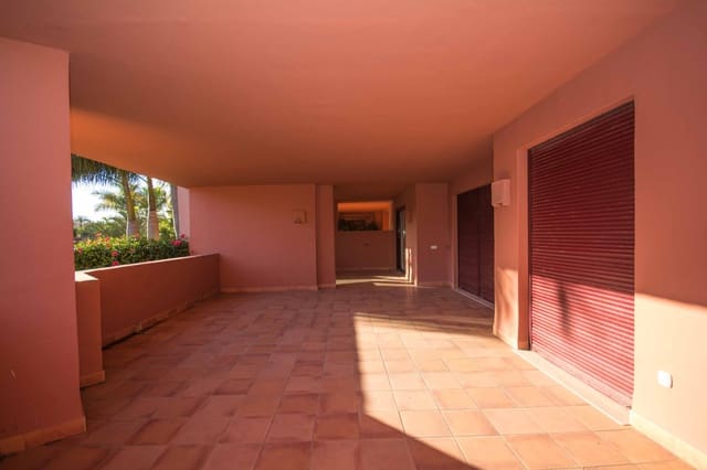 4 slaapkamer Strandappartement te koop in New Golden Mile, Estepona met zwembad garage - € 845.000 (Ref: 9271389)
