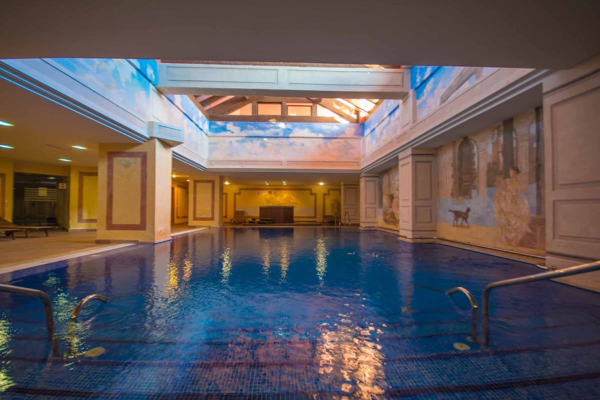 4 bedroom Beach Apartment for sale in New Golden Mile with pool garage - € 845,000 (Ref: 9271389)