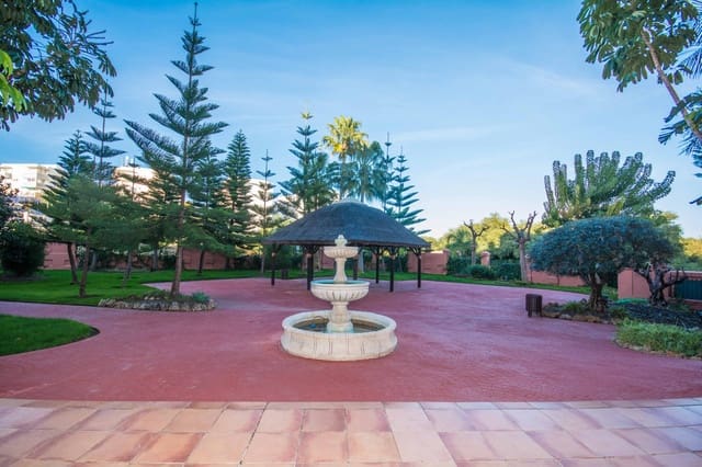 4 soverom Strandleiligheter til salgs i New Golden Mile, Estepona med svømmebasseng garasje - € 845 000 (Ref: 9271389)