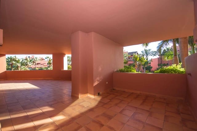 4 soverom Strandleiligheter til salgs i New Golden Mile, Estepona med svømmebasseng garasje - € 845 000 (Ref: 9271389)