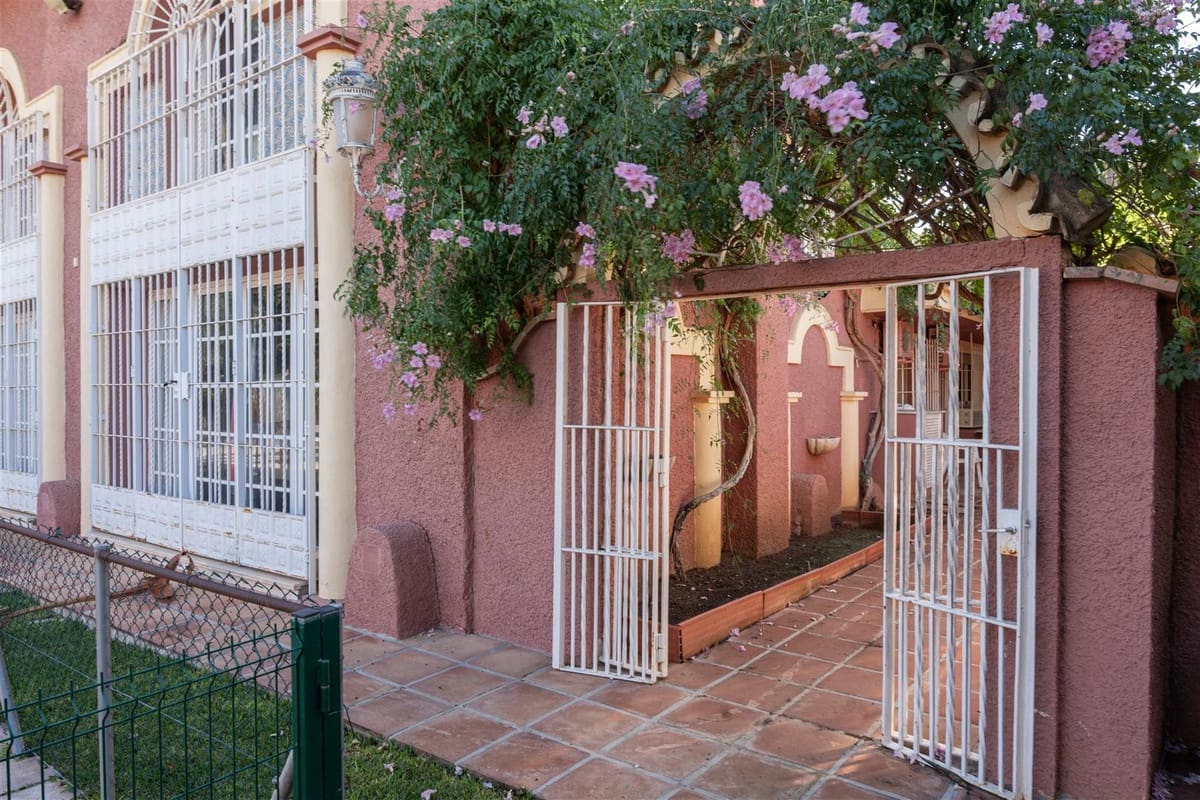 5 sypialnia Willa na sprzedaż w Guadalmina z basenem garażem - 4 500 000 € (Ref: 9452300)