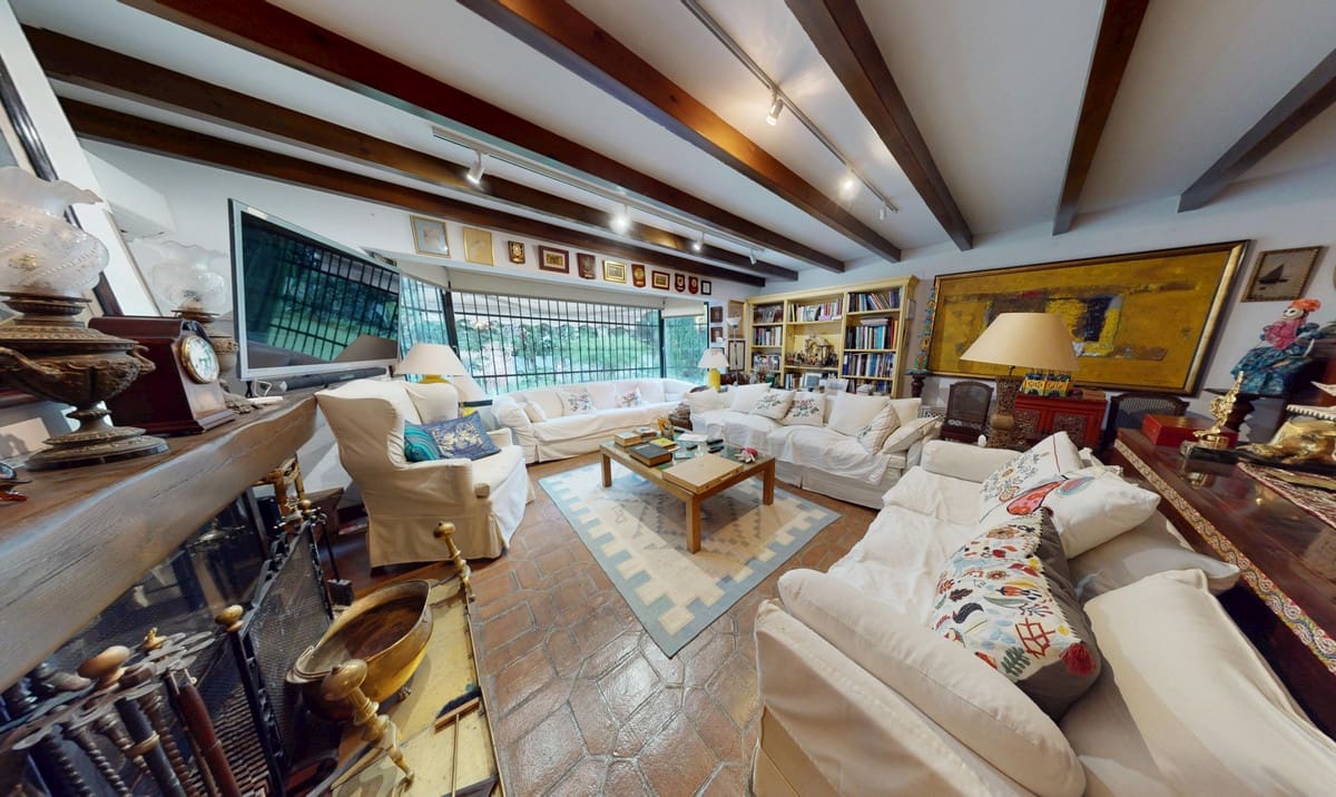 5 bedroom Villa for sale in Guadalmina with pool garage - € 5,850,000 (Ref: 9452301)