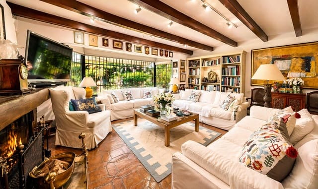 5 makuuhuone Huvila myytävänä paikassa Guadalmina Baja, Marbella mukana uima-altaan 
autotalli - 5 850 000 € (Ref: 9452301)