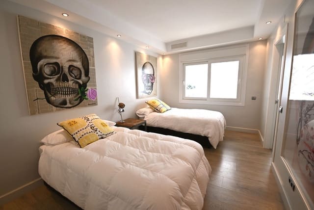 2 slaapkamer Strandappartement te koop in Guadalmina Baja, Marbella met zwembad garage - € 1.200.000 (Ref: 9571383)