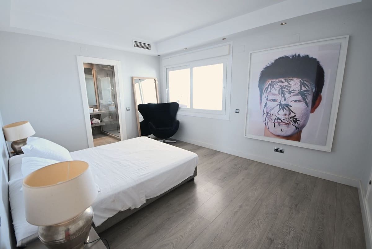2 sypialnia Apartament przy plaży na sprzedaż w Guadalmina z basenem garażem - 1 200 000 € (Ref: 9571383)