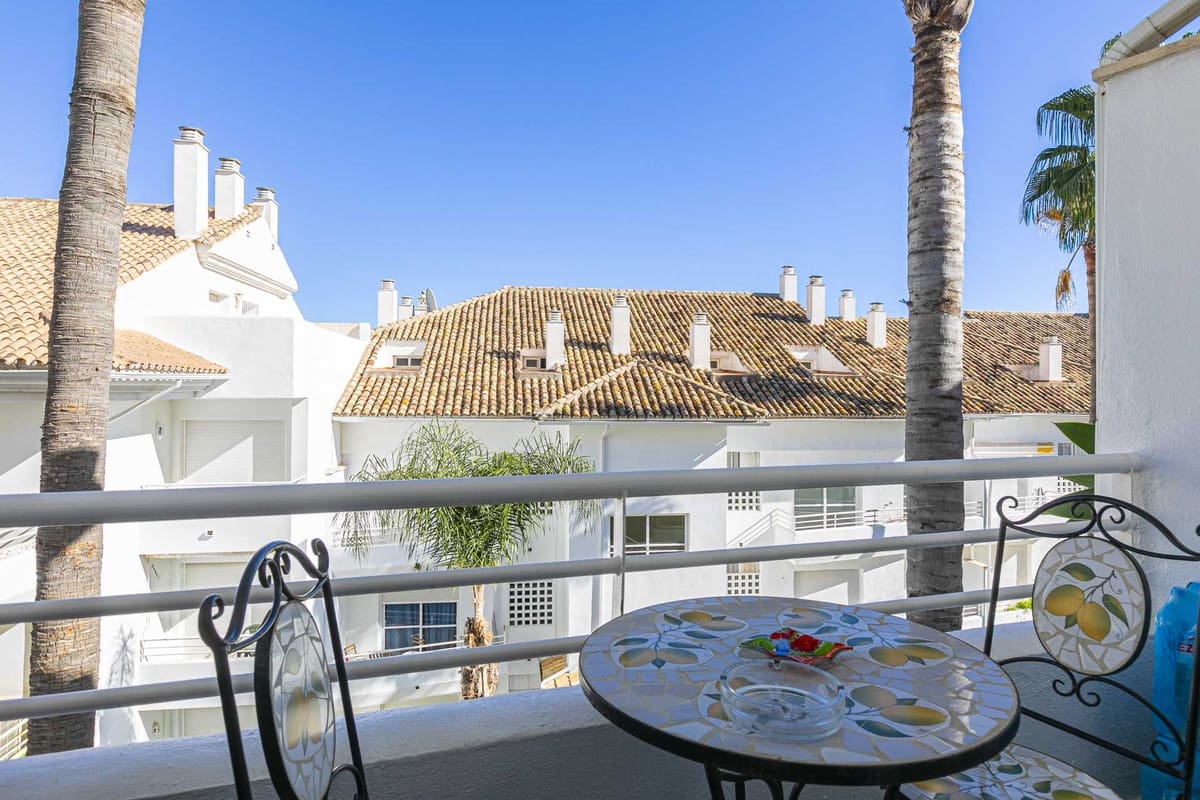 4 slaapkamer Penthouse te koop in Guadalmina met zwembad garage - € 950.000 (Ref: 9586726)