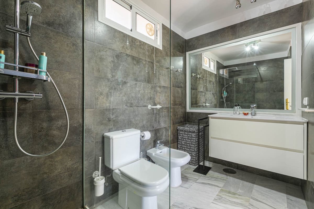 4 slaapkamer Penthouse te koop in Guadalmina met zwembad garage - € 950.000 (Ref: 9586726)