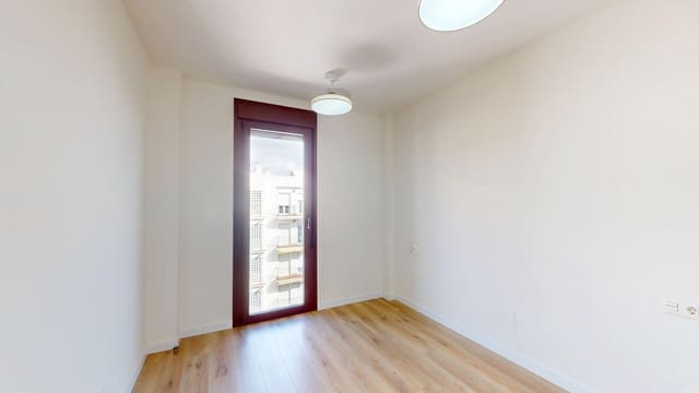 2 bedroom Apartment for rent in Estepona with pool garage - € 1,600 (Ref: 9619603)