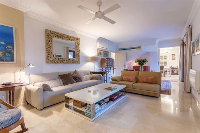 5 Zimmer Villa zu verkaufen in Guadalmina Alta, Marbella mit Pool Garage - 2.100.000 € (Ref: 9650572)