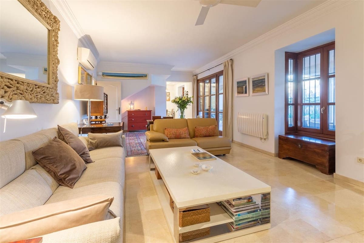 5 slaapkamer Villa te koop in Guadalmina met zwembad garage - € 2.100.000 (Ref: 9650572)