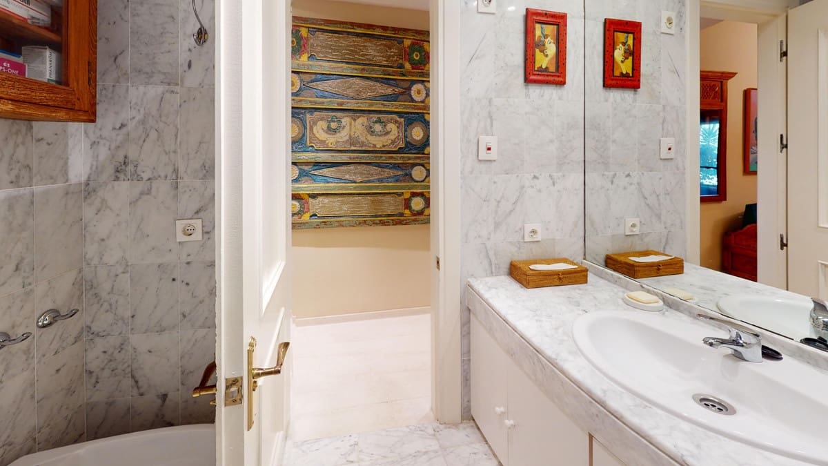 2 Zimmer Apartment zu verkaufen in Atalaya-Isdabe mit Pool Garage - 435.000 € (Ref: 9687448)