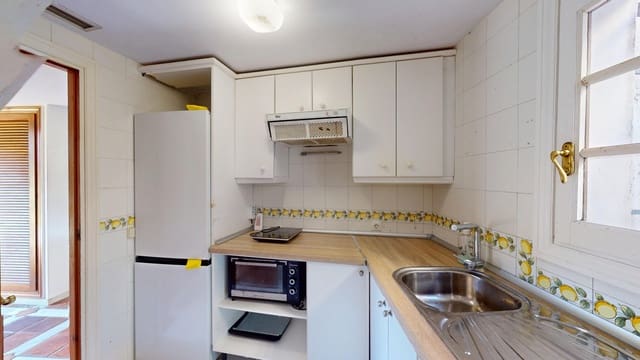 3 quarto Moradia Geminada para venda em Guadalmina Baja, Marbella - 600 000 € (Ref: 9743980)